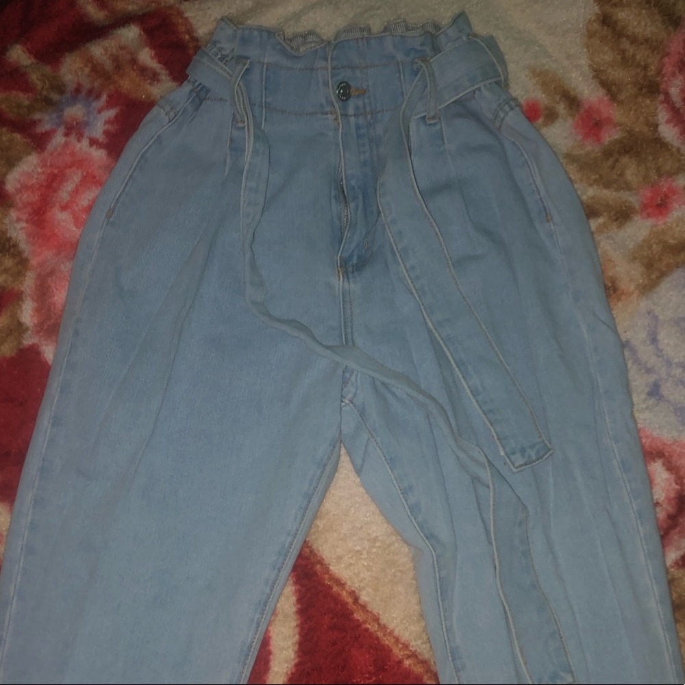Waist Belted Jeans